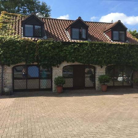 The Old Coach House At Byre House Villa Coalpit Heath Exteriör bild