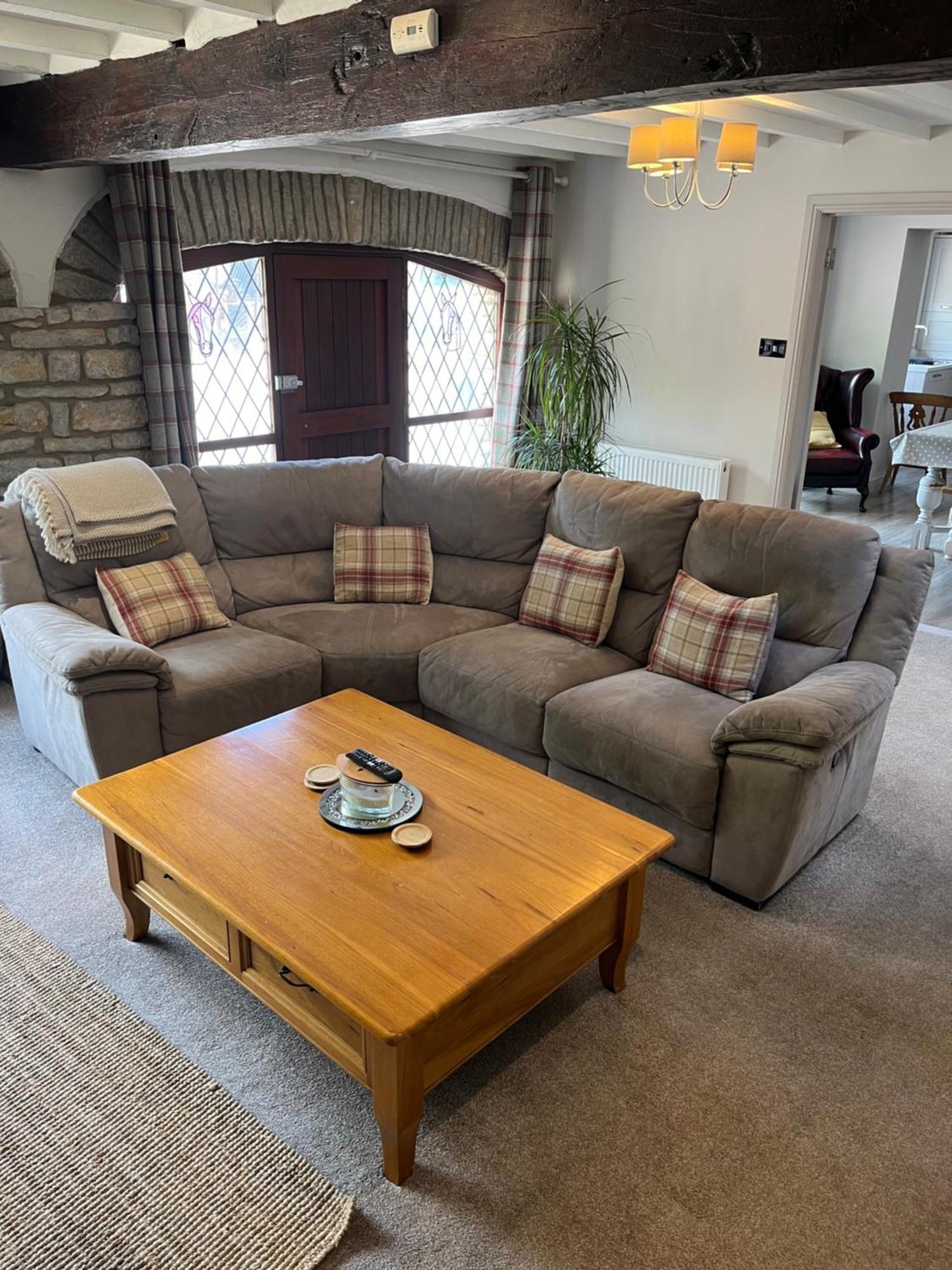 The Old Coach House At Byre House Villa Coalpit Heath Exteriör bild